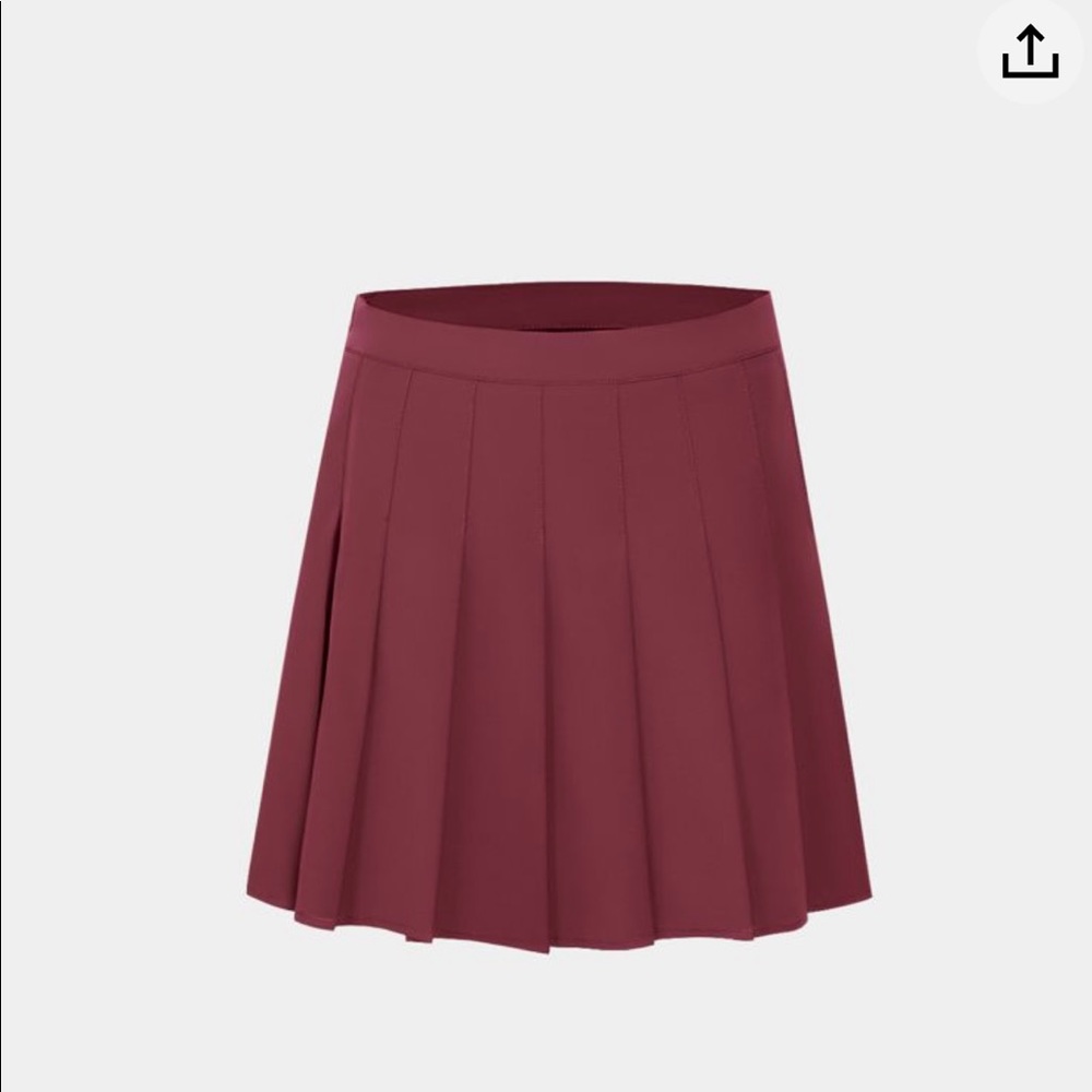 EUC Halara 2-in-1 every day pleated skort